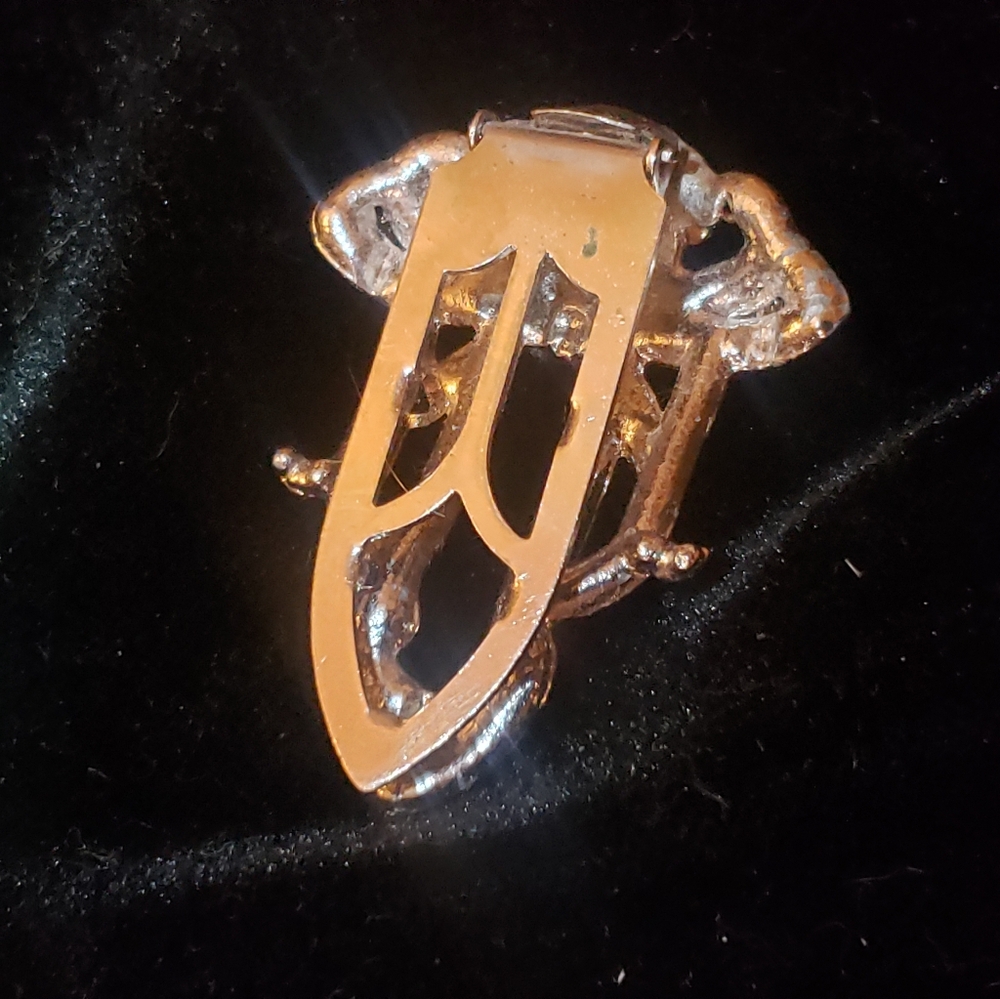 Stunning Vintage Art Deco Rhinestone Dress Clip (c. 1930s) - Picture 6 of 9